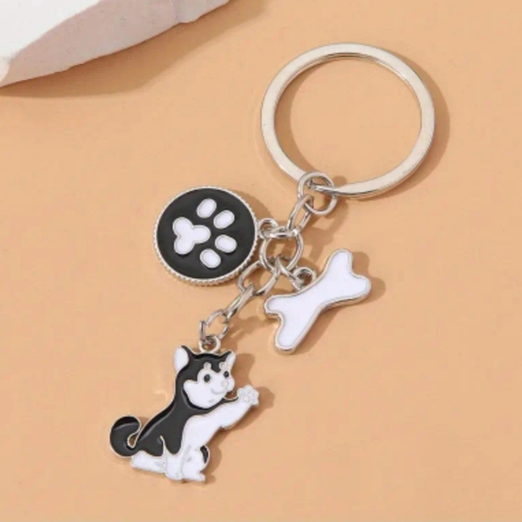 NEW! Enamel Black & White Cat "Best Cat Mom Ever" Keychain/Bag 👜🎒 Charm ~🐈‍⬛️ - Picture 1 of 8